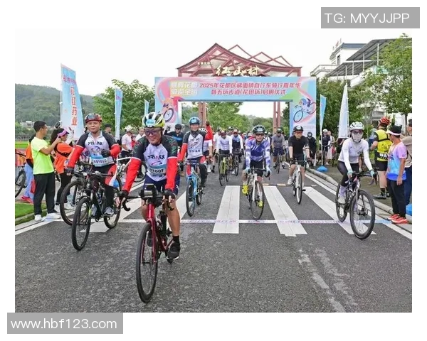 一场“破界”与“演示”的跨境自行车赛｜全运“琦”谈